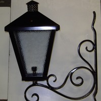 Buitenlamp met gesmede muurbevestiging